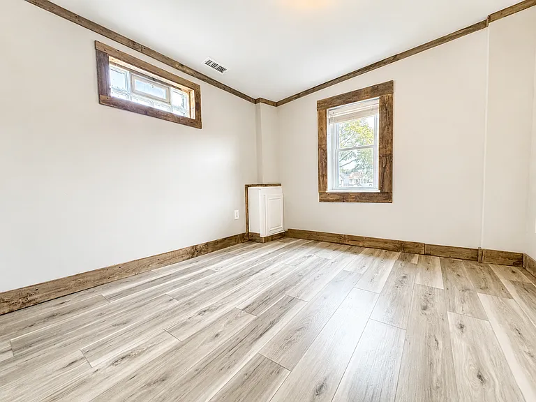 20743 Marie Ave — Photo 11
