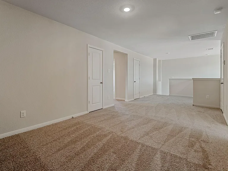 15870 Berry Hill Dr — Photo 18