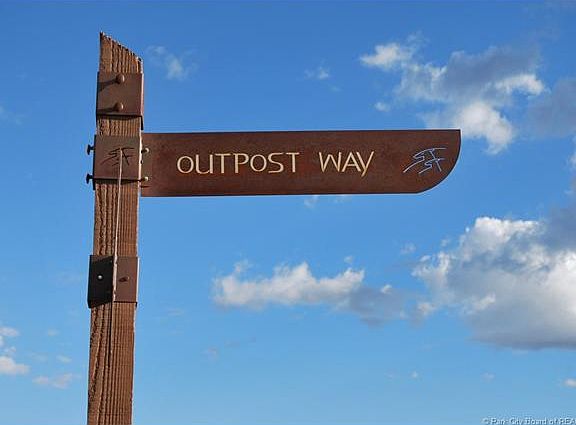 3rd image of 7586 Outpost Way