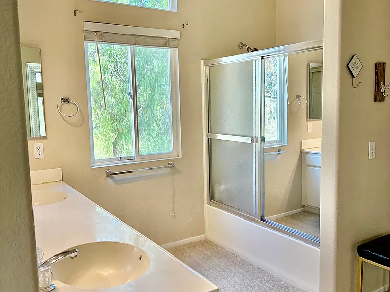 40846 Mountain Pride Dr — Photo 2