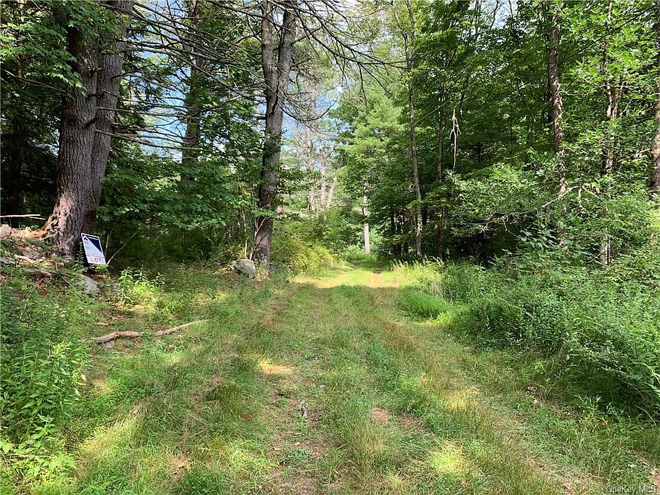 2nd image of 19 Parks Rd