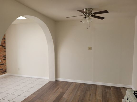 3rd image of 1073 Christy Ave