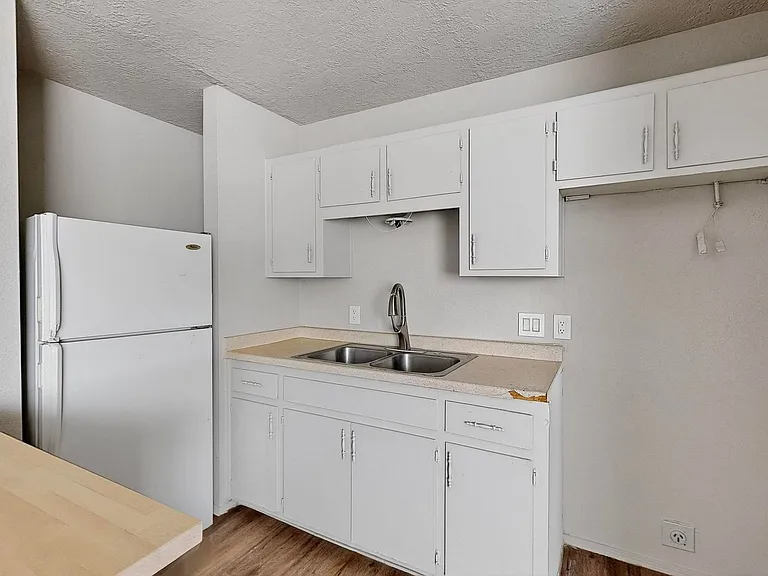 5817 Central Avenue NW — Photo 4