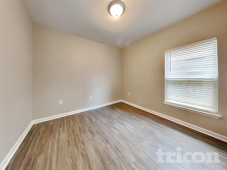 1523 Scrub Jay Ct — Photo 14