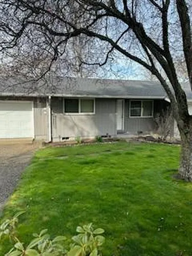 1100 Linn Way #B Photo 1
