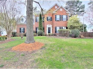 102 Meadow Pond Ln, Mooresville, NC 28117