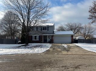 5277 Old Cove Rd, Clarkston, MI 48346