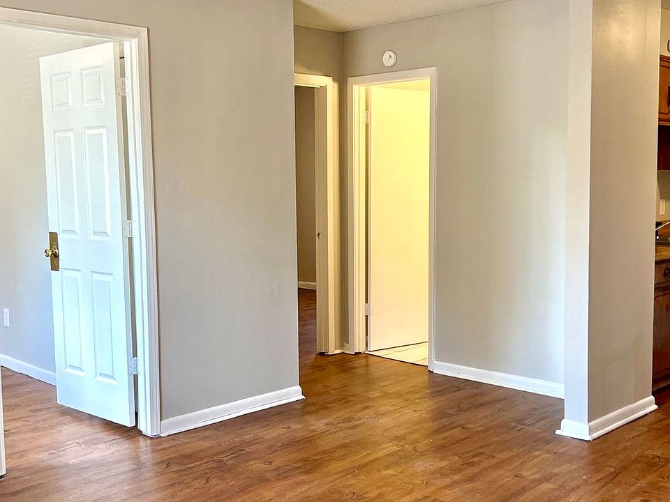 1st image of 203 N Rogers St #2