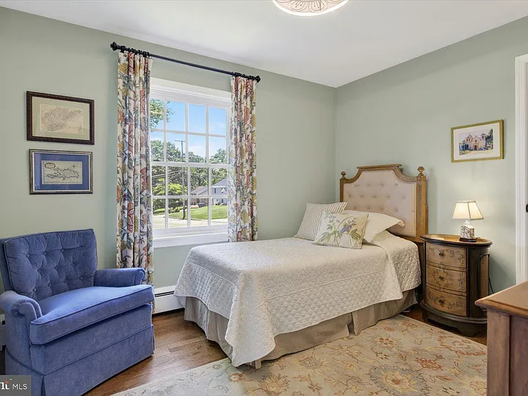 2212 Reddfield Dr — Photo 29