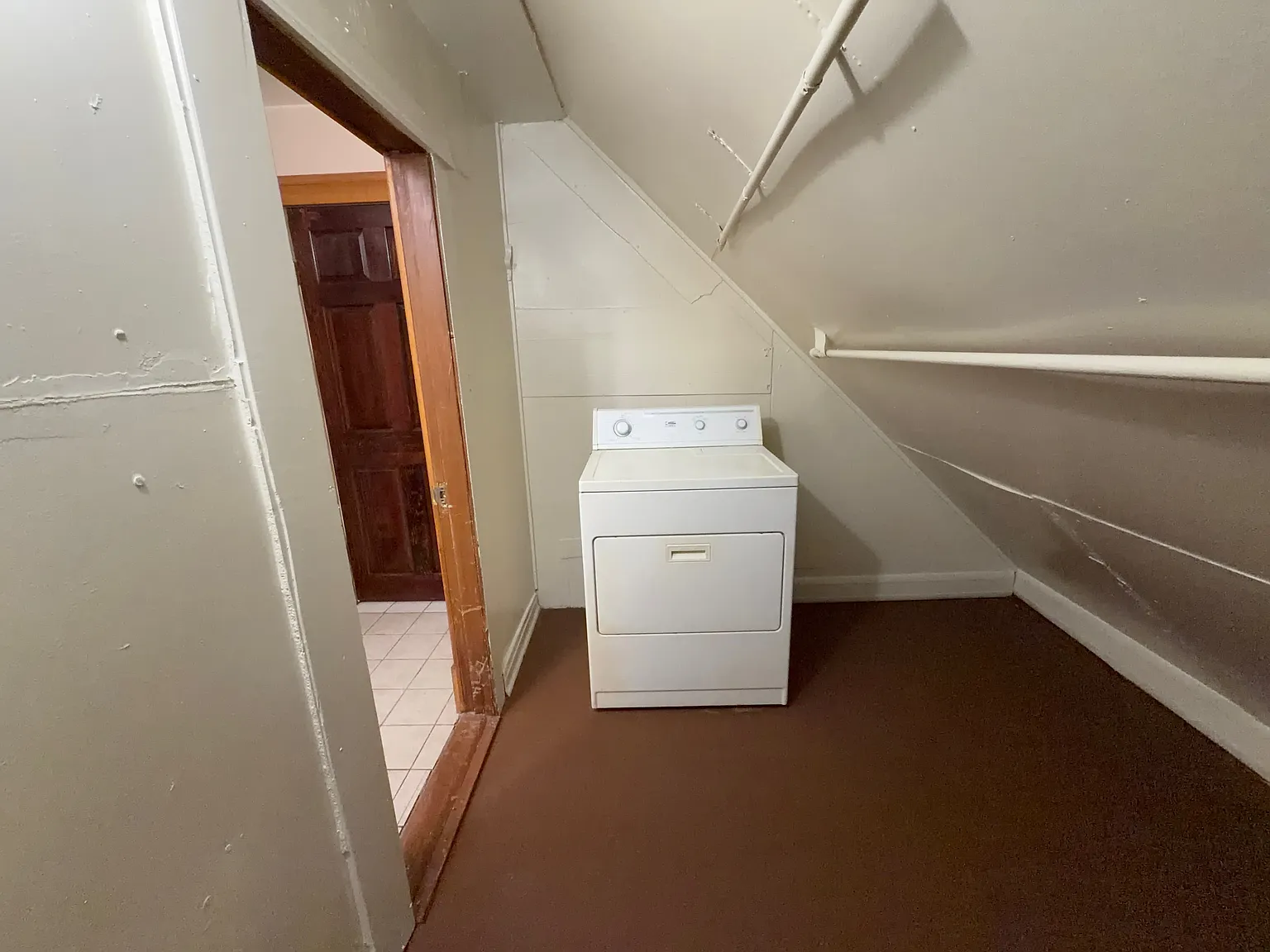 2 bed, 900 sqft, $2,450 — Photo 2