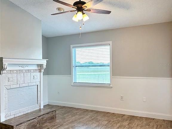 5th image of 3205 Merlot Dr