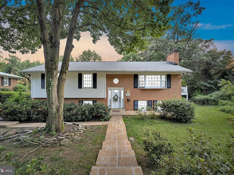 1st image of 4827 Peacock Ave