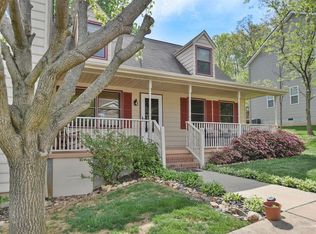 47 Sleepy Hollow Ln, Swannanoa, NC 28778