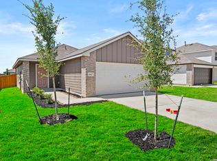 15427 Mint Patch Meadow, Von Ormy, TX 78073