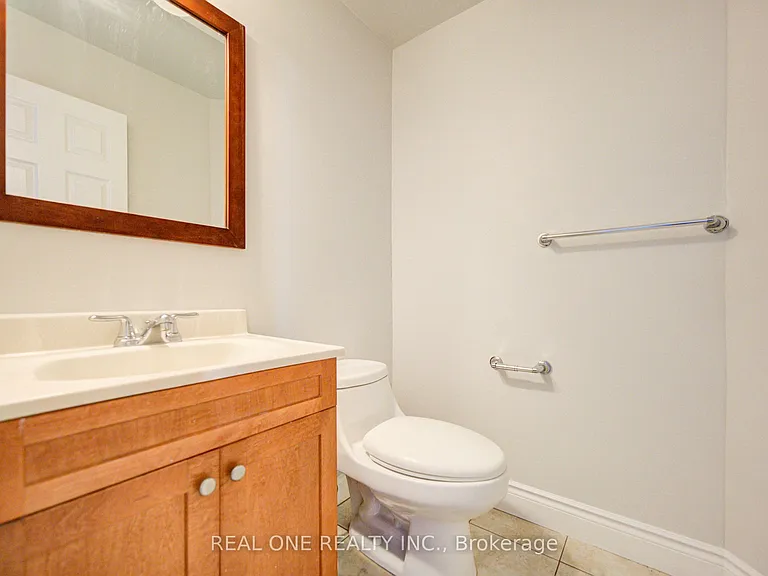 2593 Addingham Cres — Photo 16