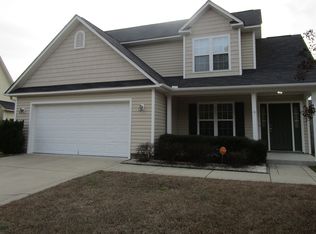 338 Broad Dr, Raeford, NC 28376