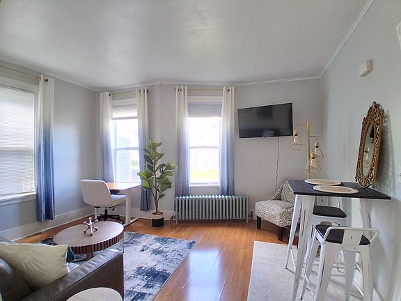 3rd image of 234 Auburn Ave #4