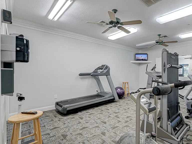 2803 Kings Crossing Dr #112 — Photo 37