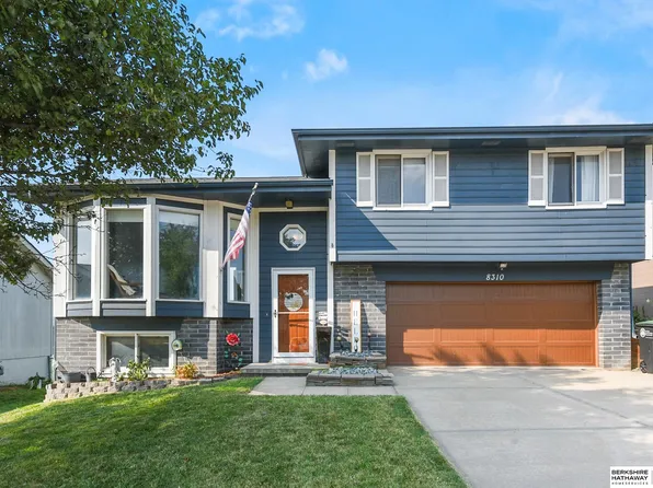 8310 Vernon Ave, Omaha, NE 68134