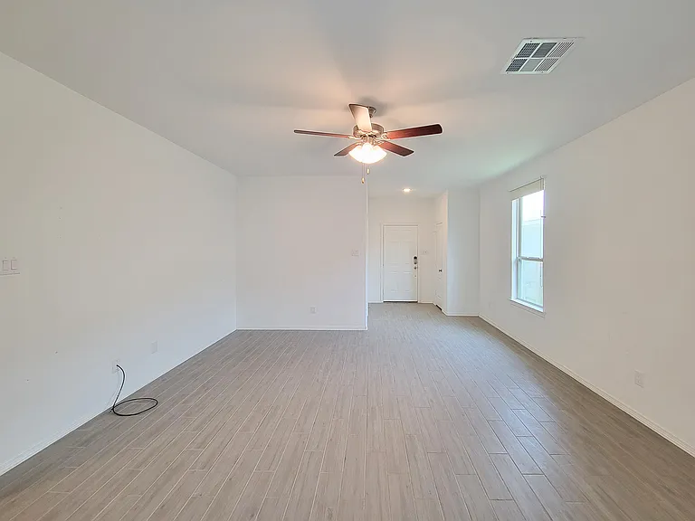 25395 Northpark Lake Dr — Photo 7