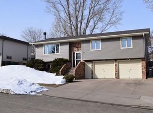 1800 Longley Ave, Bismarck, ND 58501