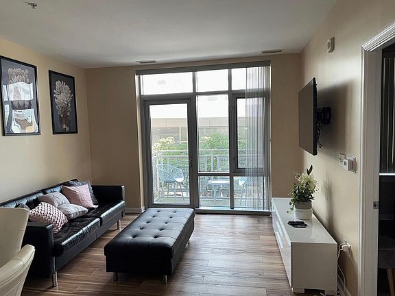 4th image of 6506 Baltimore Ave #3