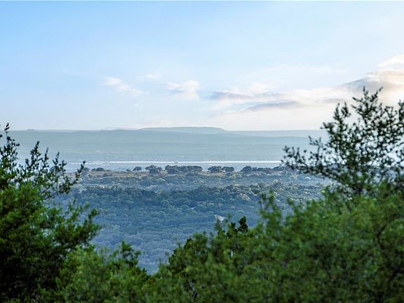 3rd image of 901 High Mountain Rd