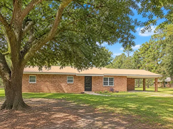 2035 Armentor Rd, Lake Arthur, LA 70549