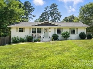 4500 Gainesborough Rd, Charlotte, NC 28205