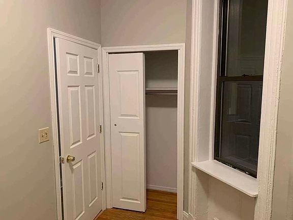5th image of 307 E 91st St #E1