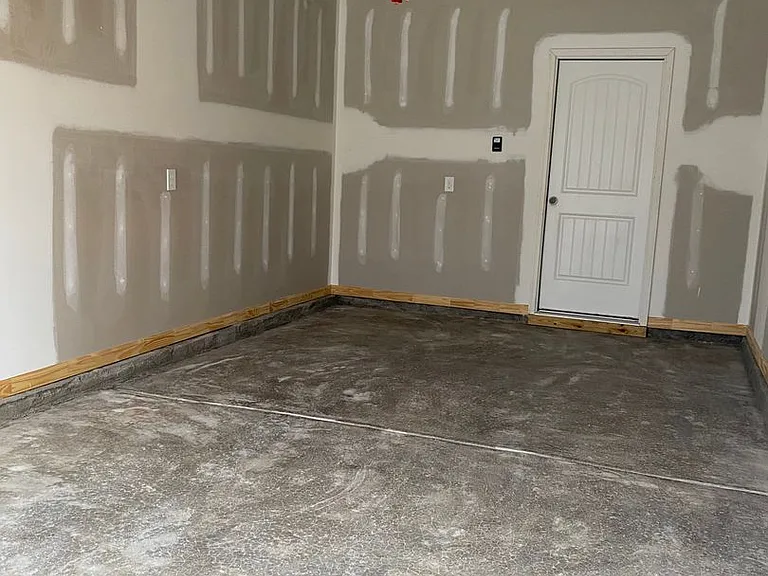 1117 Neolithic Ct — Photo 3
