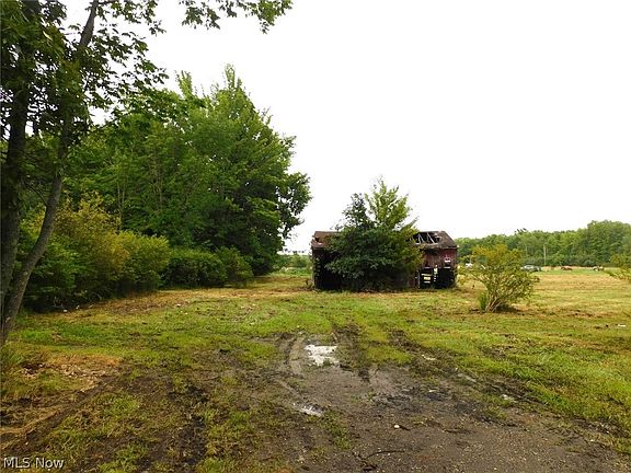 5th image of 1577 Tompkins Rd