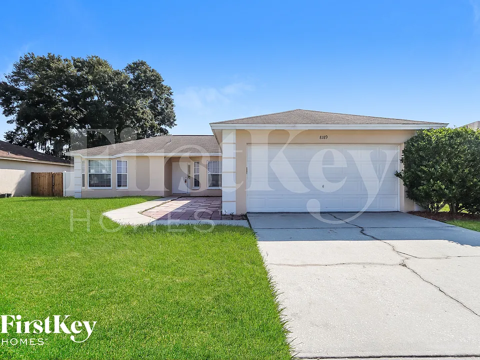 8189 Oakhurst Blvd