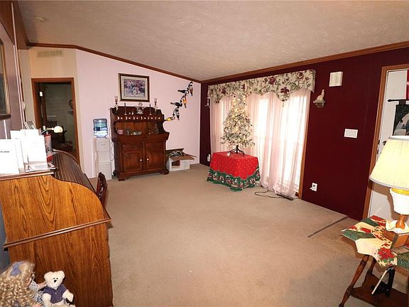 4th image of 4157 Bunker Hill Ln W