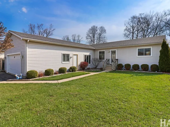 39 Lippincott Rd, Fox Lake, IL 60020