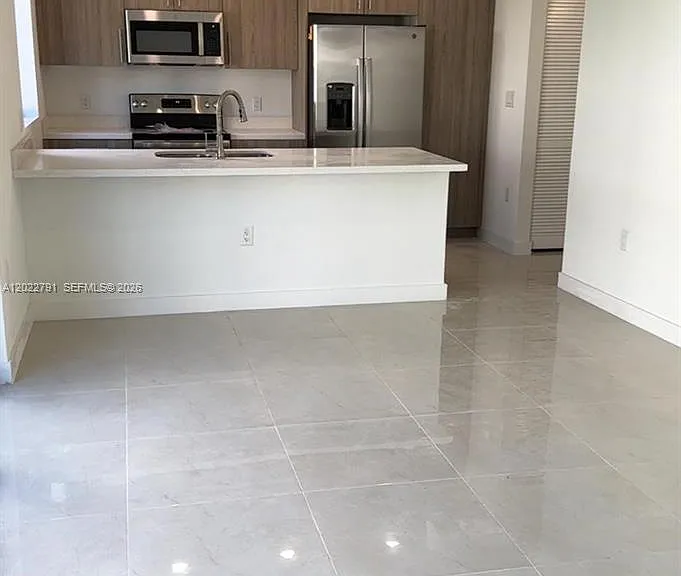 1171 NW 2nd St — Photo 1