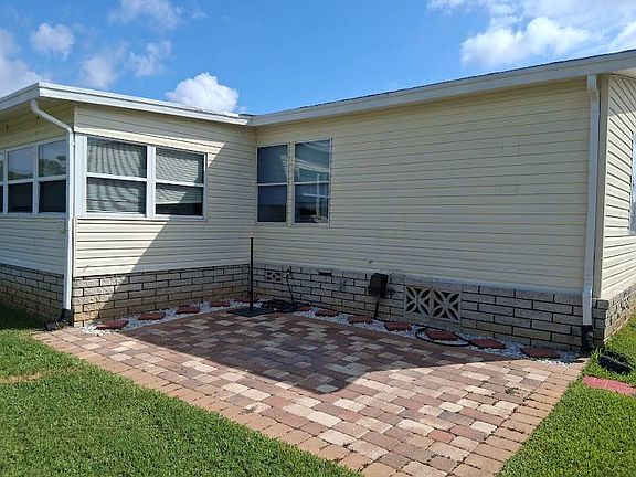 2nd image of 1255 Las Brisas Ln #415