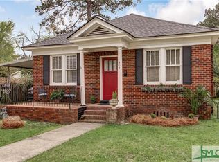 305 E 56th St, Savannah, GA 31405
