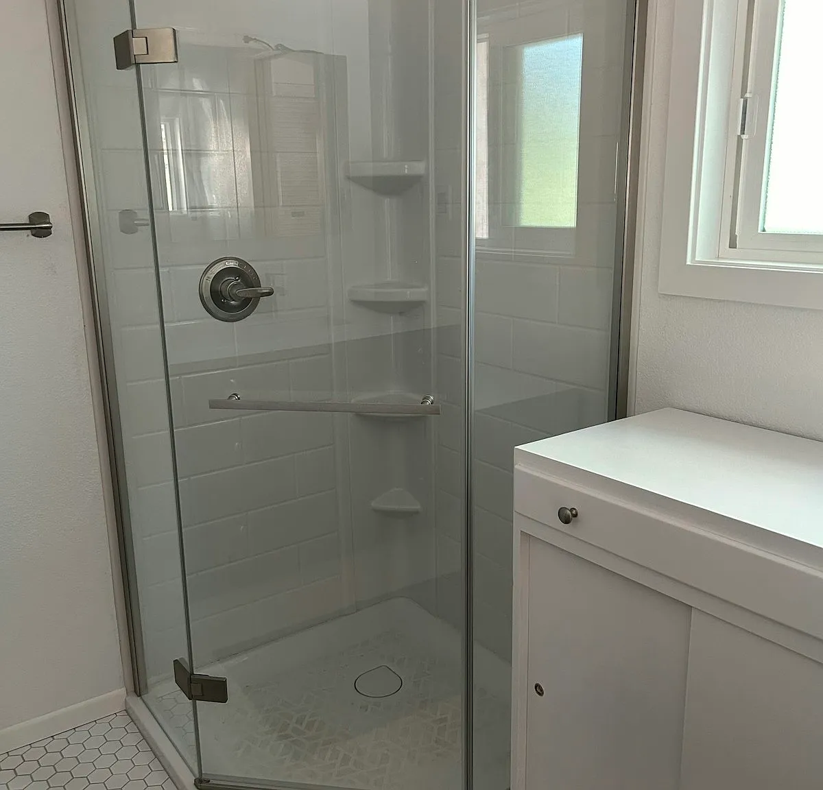 1208 Los Robles Drive — Photo 3
