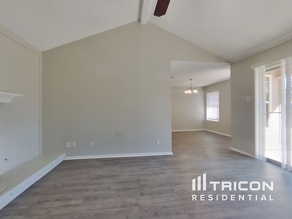 2nd image of 1122 Wood Heights Dr