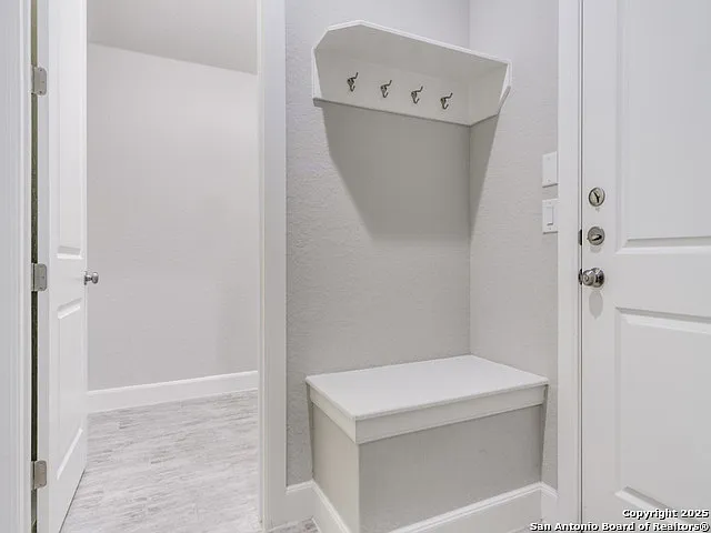 108 Simpatico — Photo 20