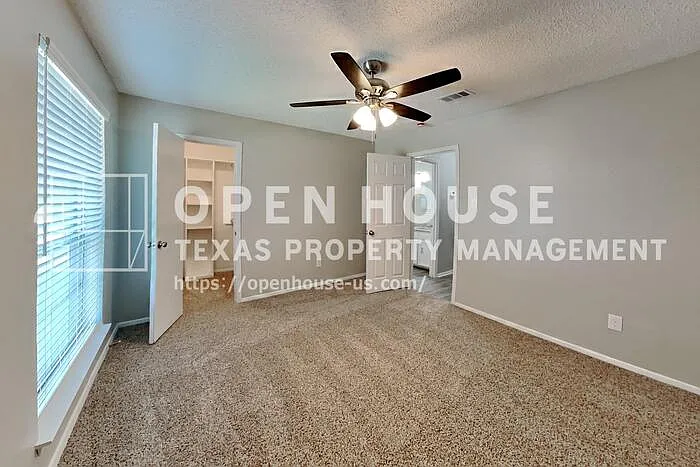 4300 Spring Hill Ln — Photo 13