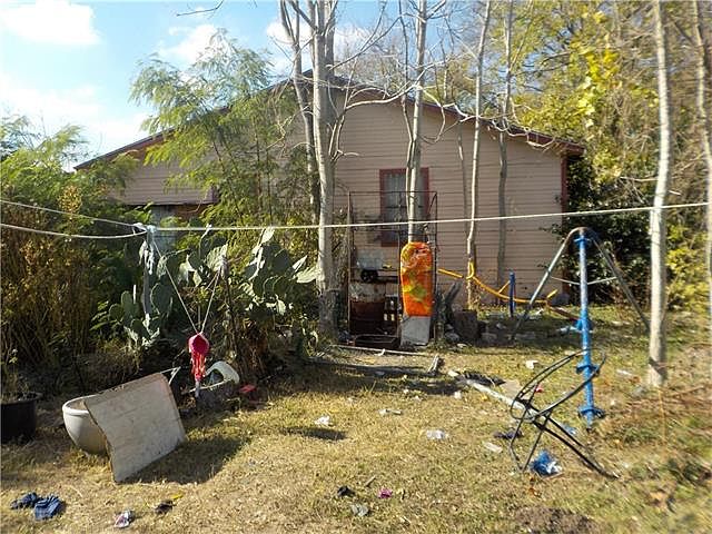 2nd image of 6909 Meador Ave