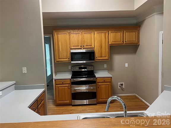 5th image of 17208 Sycamore Ridge Ct