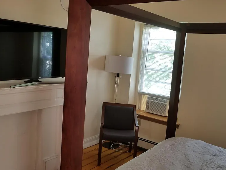 98 Moreland St #3 — Photo 6
