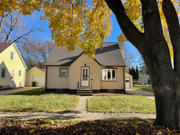 849 Redwood Dr, Fairmont, MN 56031