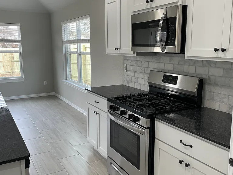 Kitchen 3