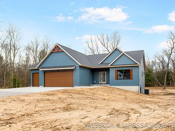 2nd image of 6029 Vesper Dr #17