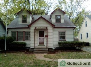 807 Nelson Ave, Cahokia, IL 62206