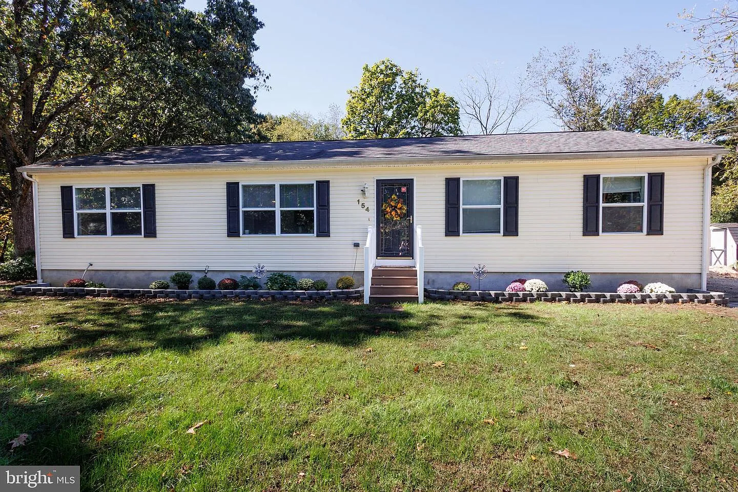 154 Douglass St photo 1